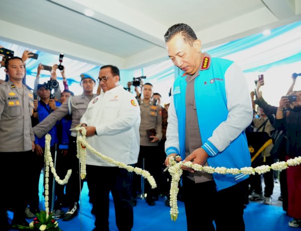 Kapolri Resmikan Gedung KSPSI AGN Jatim